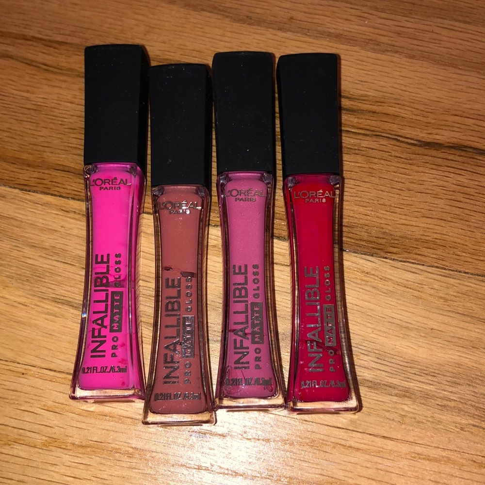 Bundle of 4 L’Oréal infallible pro matte lip glosses
